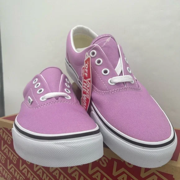 Vans WMNS Era
Orchid/True White Sneakers
VN0A54F13SQ Lavender Accents - Picture 5 of 16